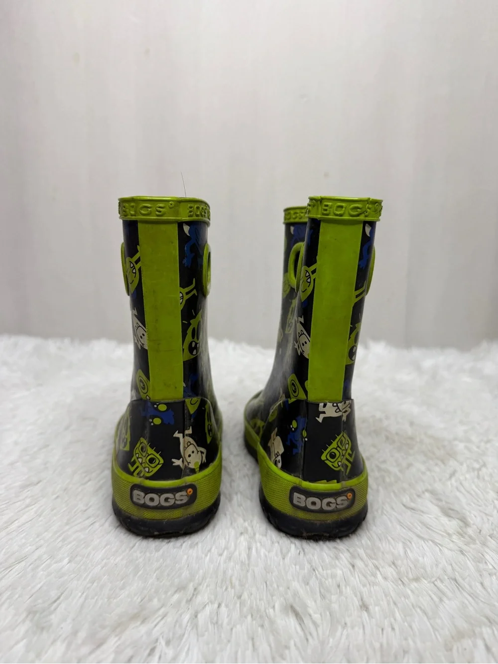 BOGS / Skipper Cool Monster green blue rain boots / toddler 9